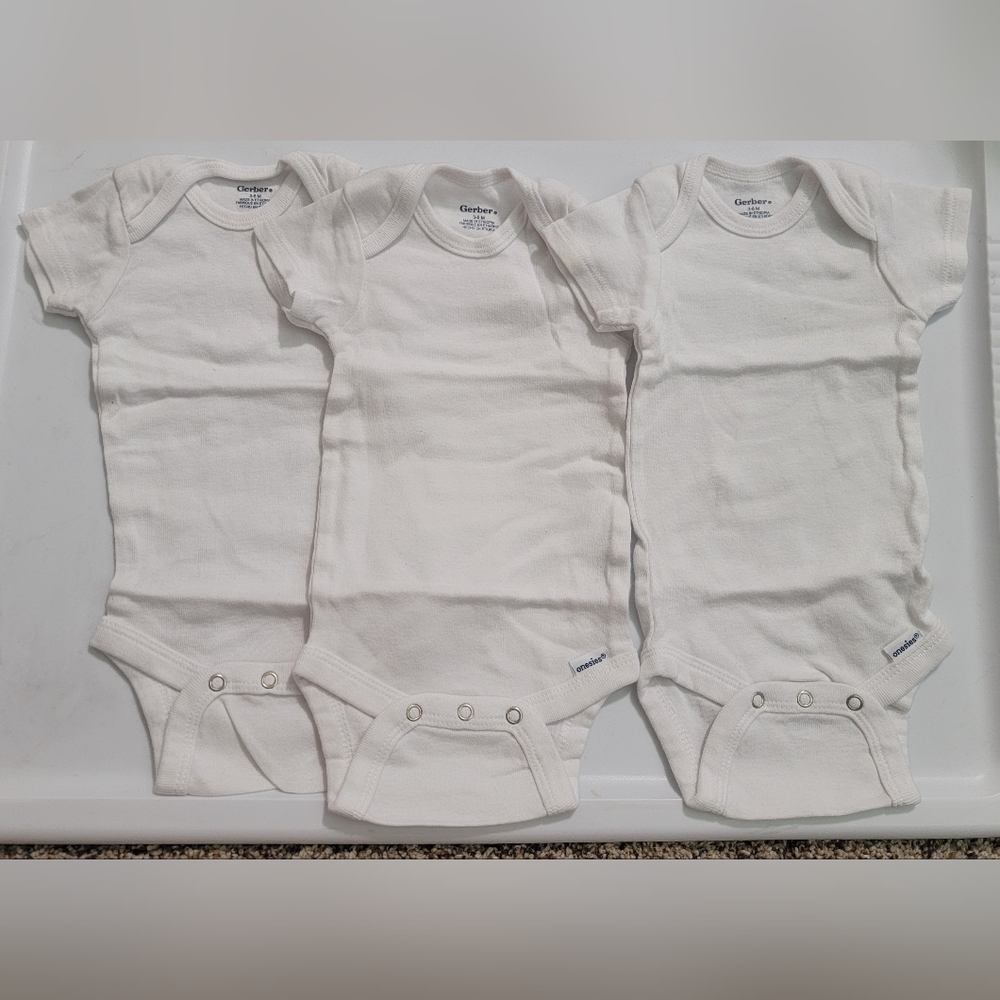 Gerber white onsies size 3-6 months, NWOT